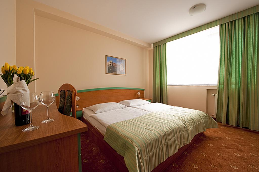 Hotel Galicya Краков Номер фото